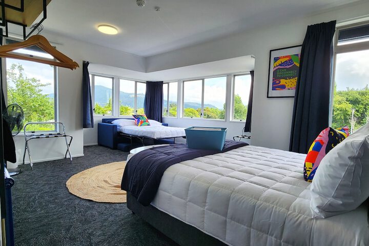 Room 54 of 165