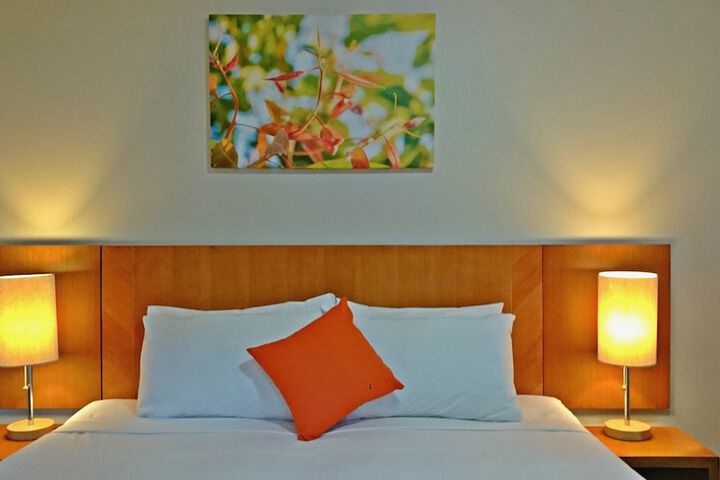 Room 2 of 40