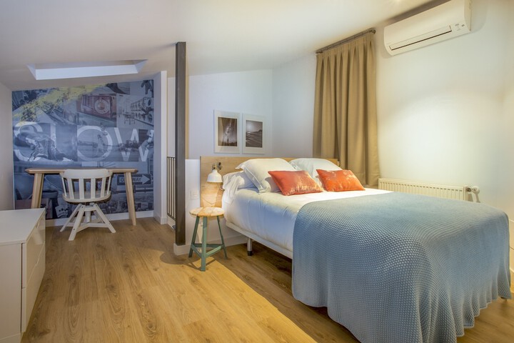 Room 15 of 105