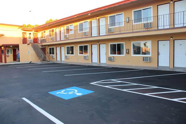 Hotel 64 of 65