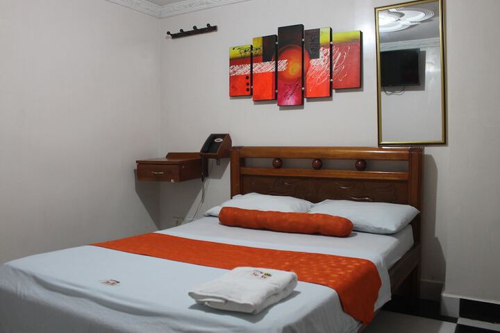 Room 14 of 35