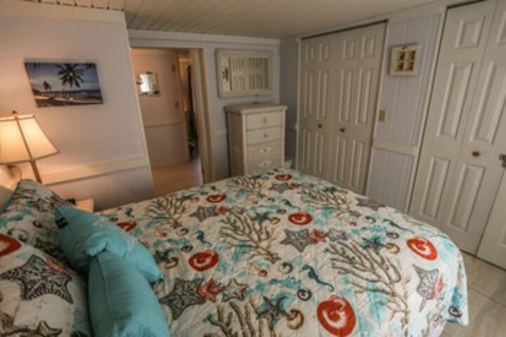 Room 15 of 15