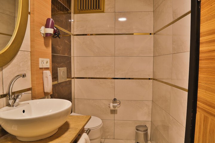 Bathroom Interior Photo