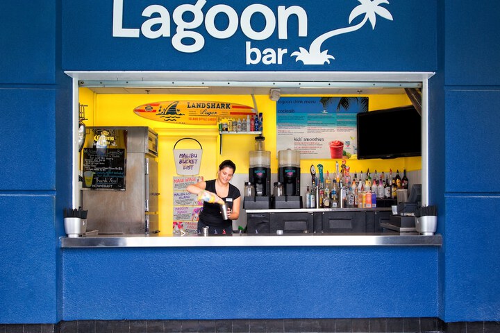 Poolside bar