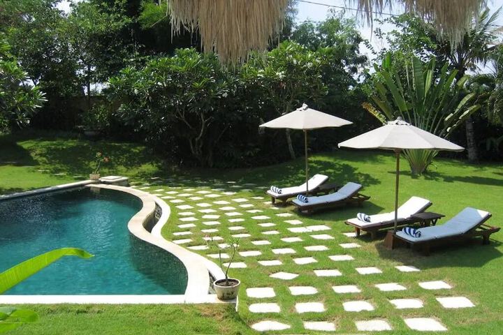 Pool 44 of 62