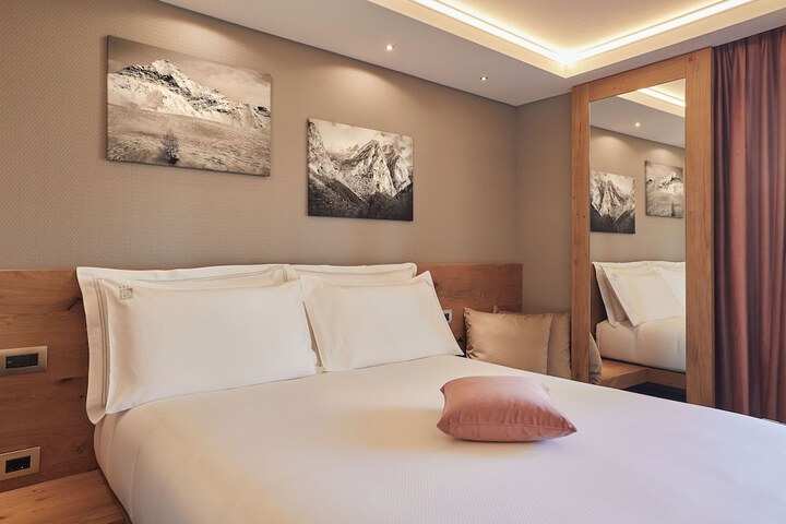 Room 20 of 54