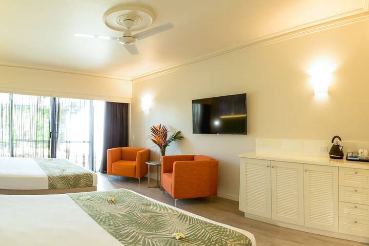 Room 12 of 89