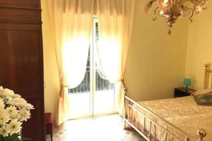 Room 12 of 35