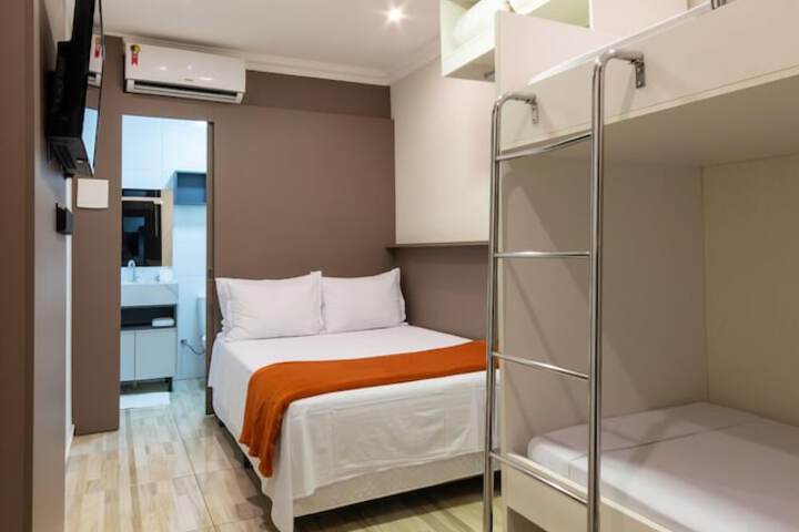 Room 3 of 20