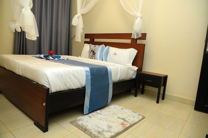 Room 33 of 88