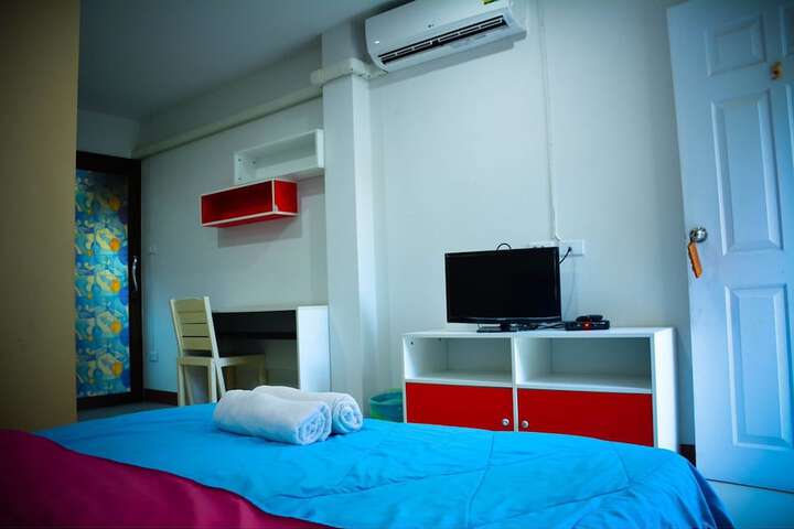Room 13 of 24