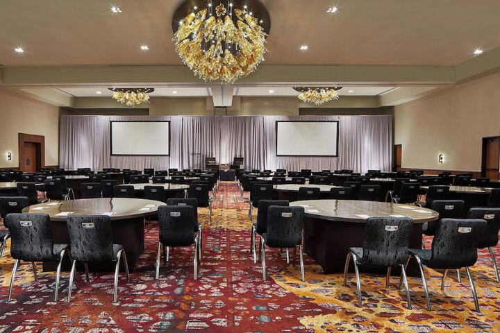 Meeting facility