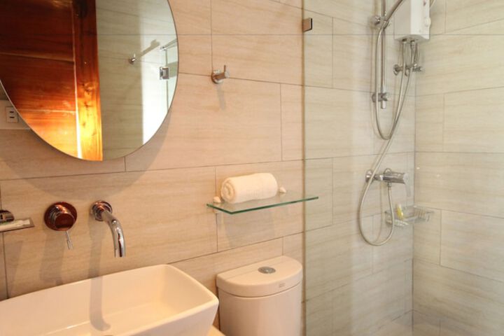 Room 16 of 29