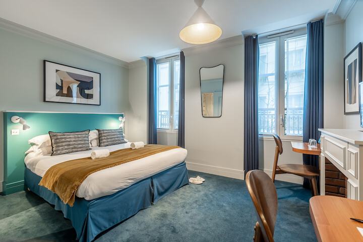 Room 17 of 30