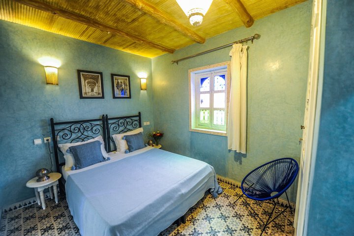 Room 15 of 74