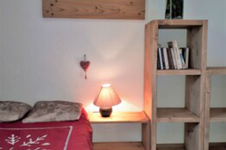 Room 33 of 41