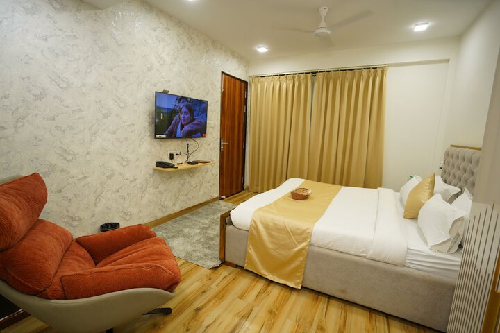 Room 41 of 93