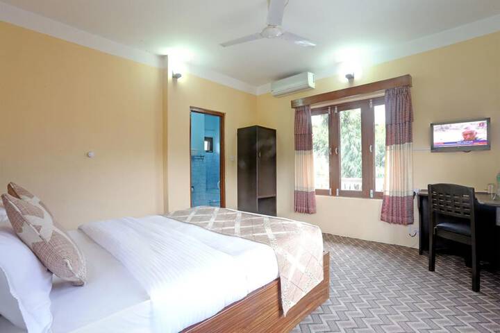 Room 28 of 67