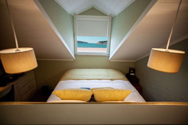 Room 17 of 79