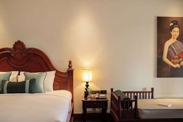 Room 2 of 49