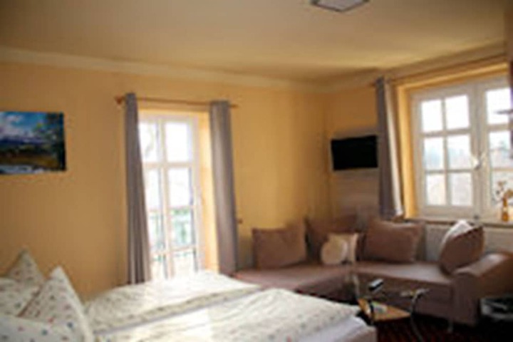 Room 15 of 61