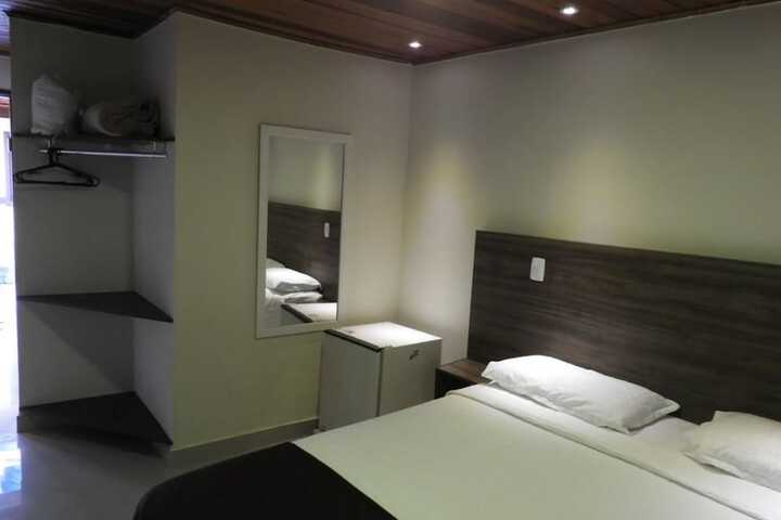 Room 3 of 17