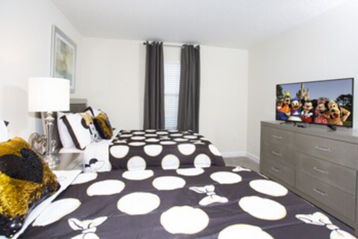 Room 30 of 42