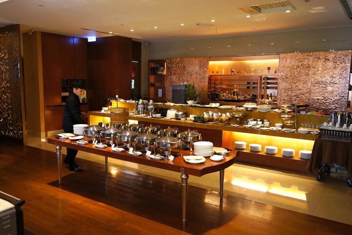 Breakfast/Coffee Service 40 of 53