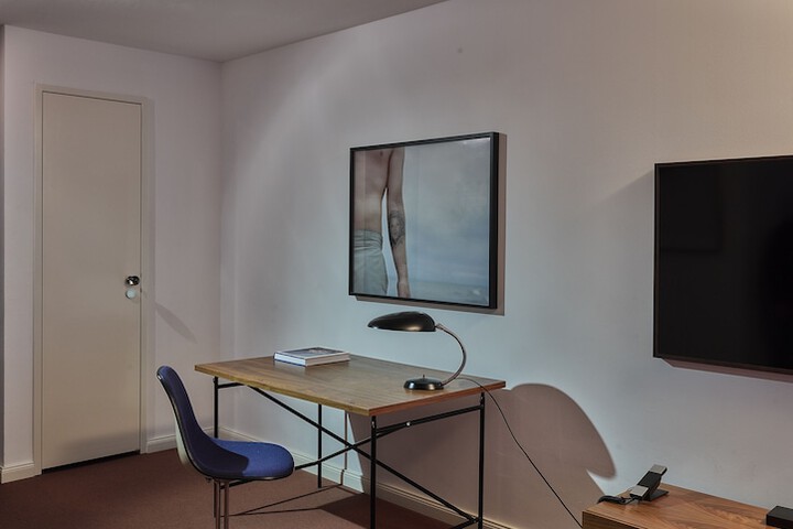 Room 48 of 65