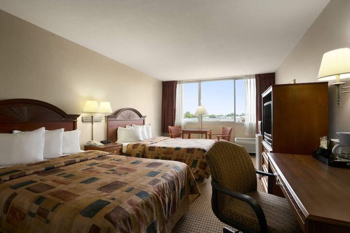 Room 7 of 20