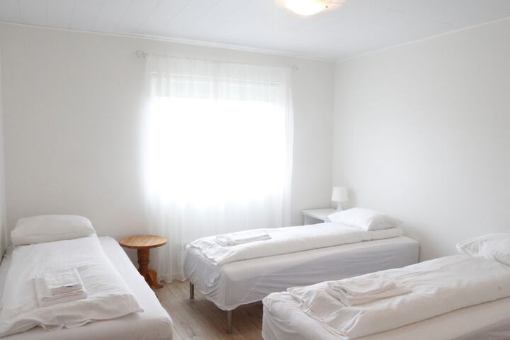 Room 13 of 21