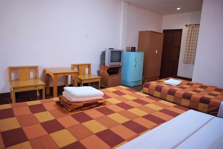 Room 22 of 68