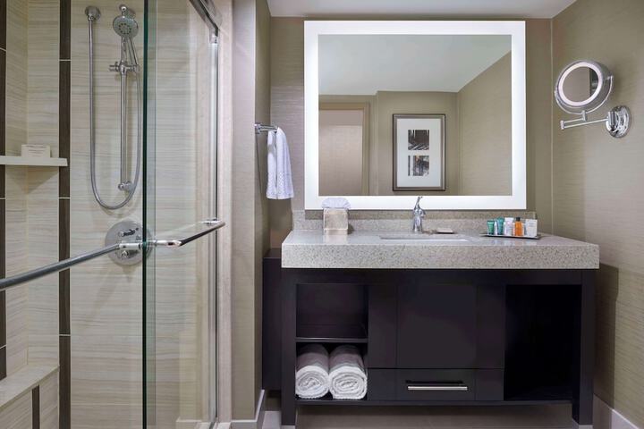 Bathroom shower
