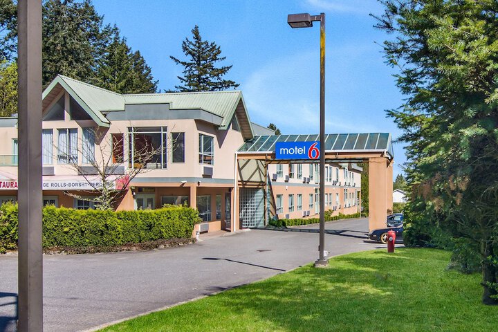 Hotel 18 of 27
