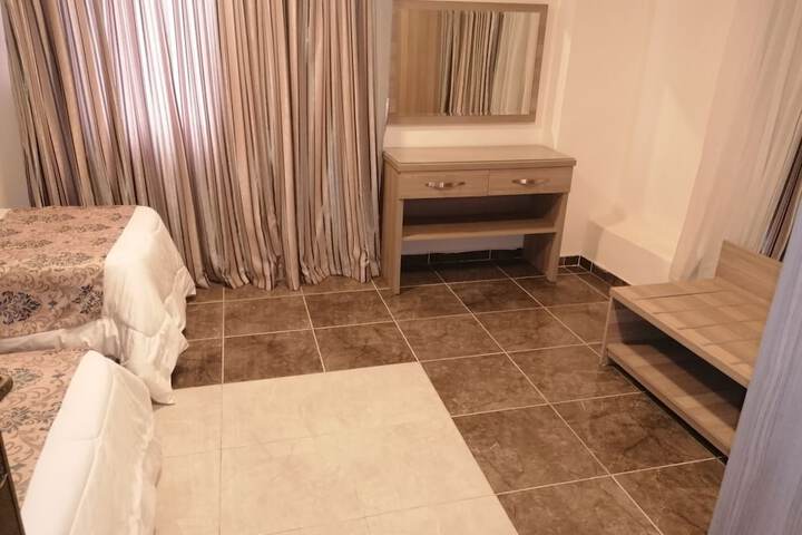 Room 3 of 18