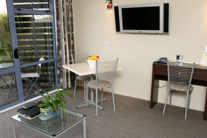 Room 30 of 49
