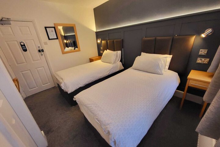 Room 15 of 56