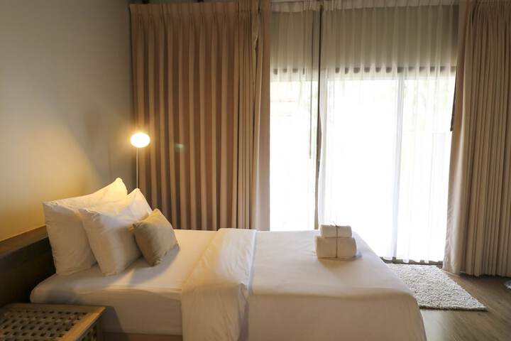 Room 18 of 52