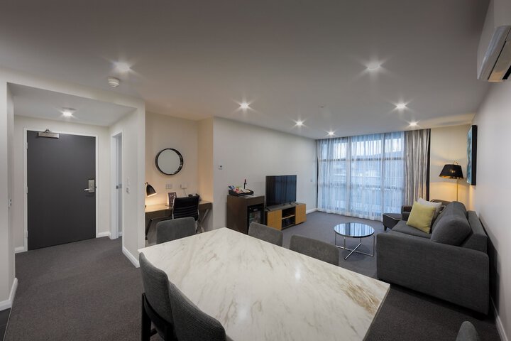Room 15 of 43