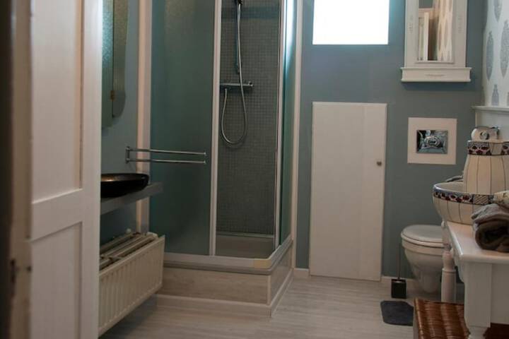 Bathroom Vanities