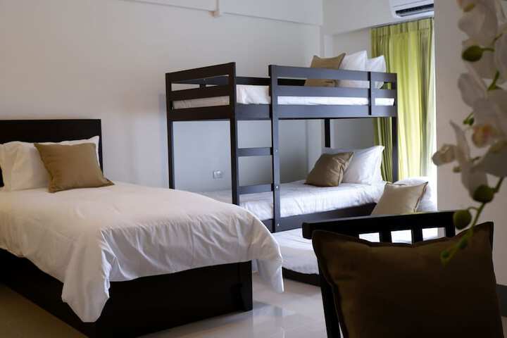 Room 14 of 30
