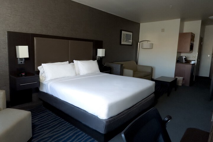 Room 13 of 57