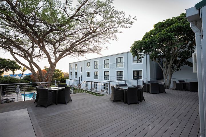 Sundeck 68 of 75