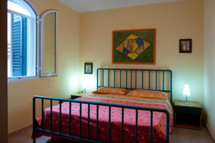 Room 7 of 22