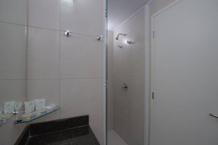 Room 15 of 21