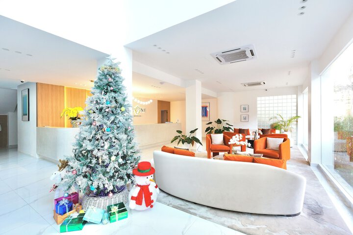 Hotel Interior 2 of 125