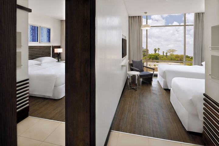Room 9 of 42