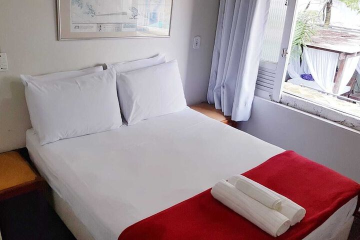 Room 4 of 20