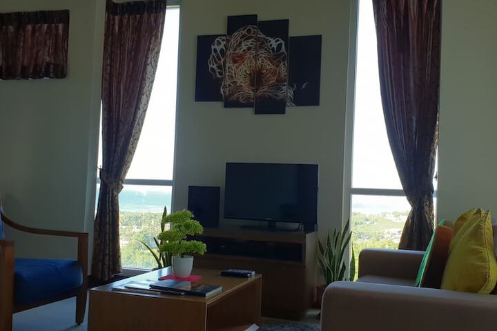 Room 28 of 76