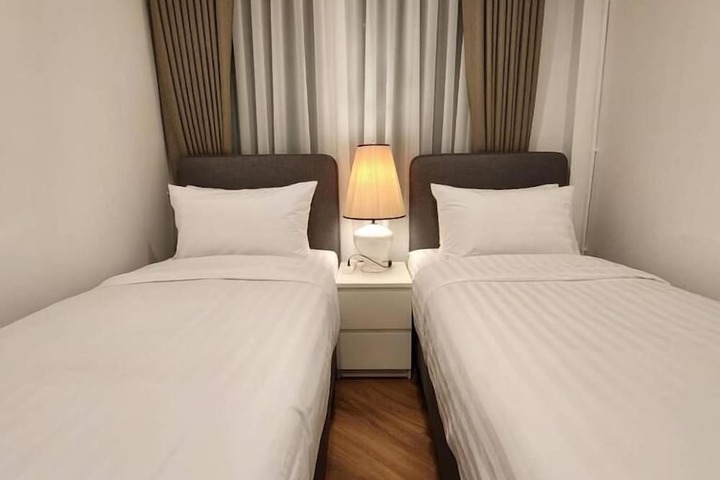 Room 14 of 84